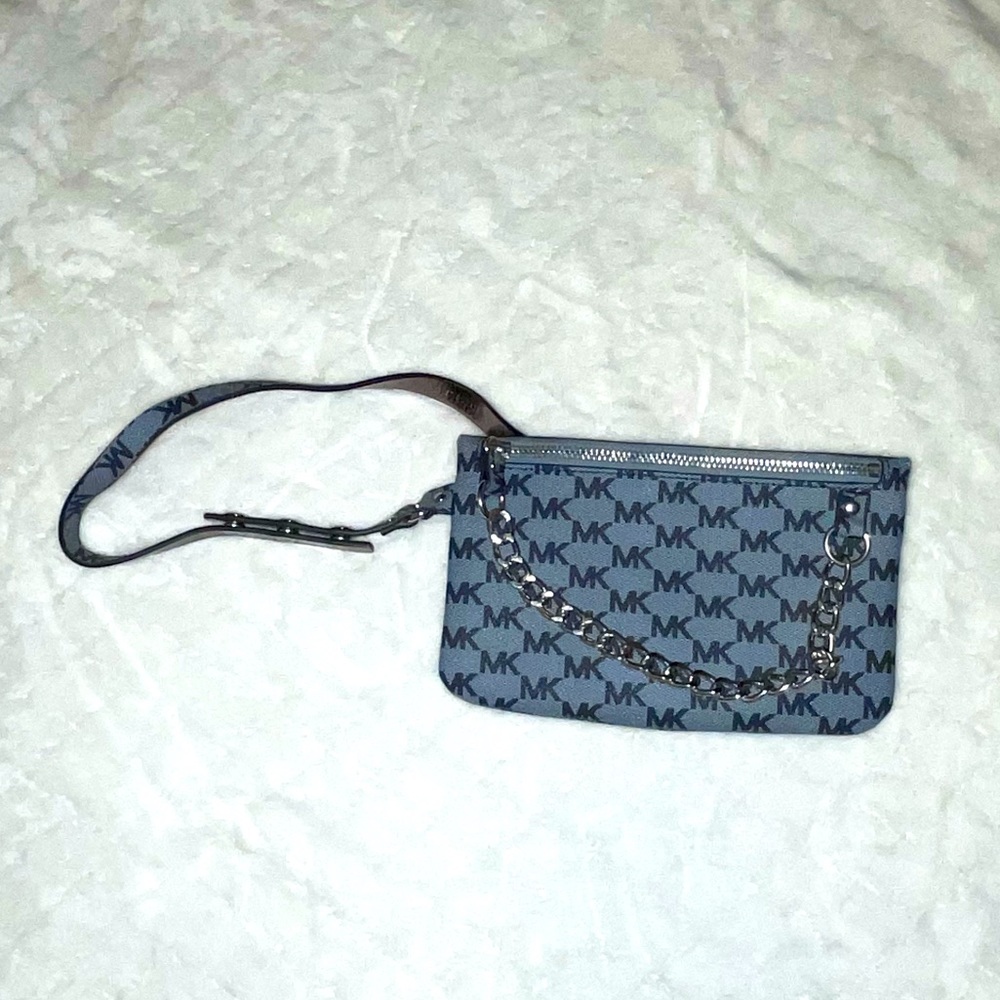 MK Fanny Bag - Picture 2 of 5